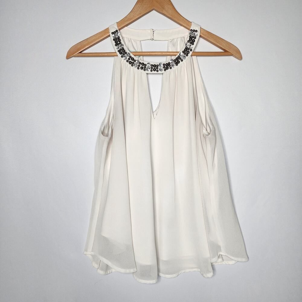 🌻3 for $18 Cream Gem Beaded Collar Sleeveless Blouse Size Medium